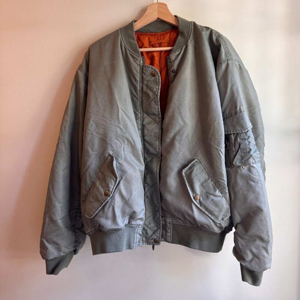 BDG Urban Outfitters Oversize Reversible Bomber Jacket Size Medium